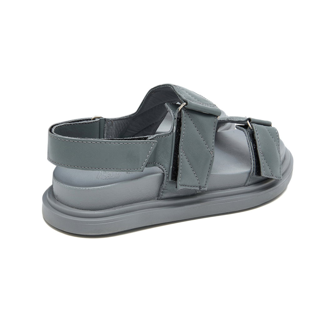 Kadın Gri Deri Sandalet