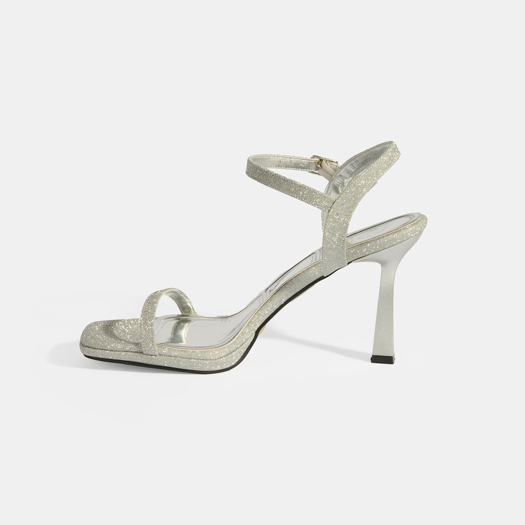 Kadın Gümüş Toka Detaylı Topuklu Abiye Sandalet