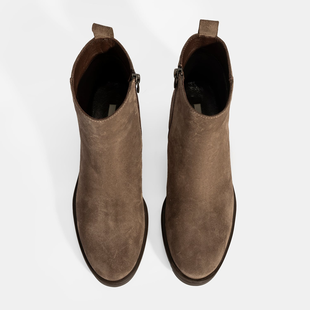 Kadın Kahve Fermuarlı Süet Deri Bot