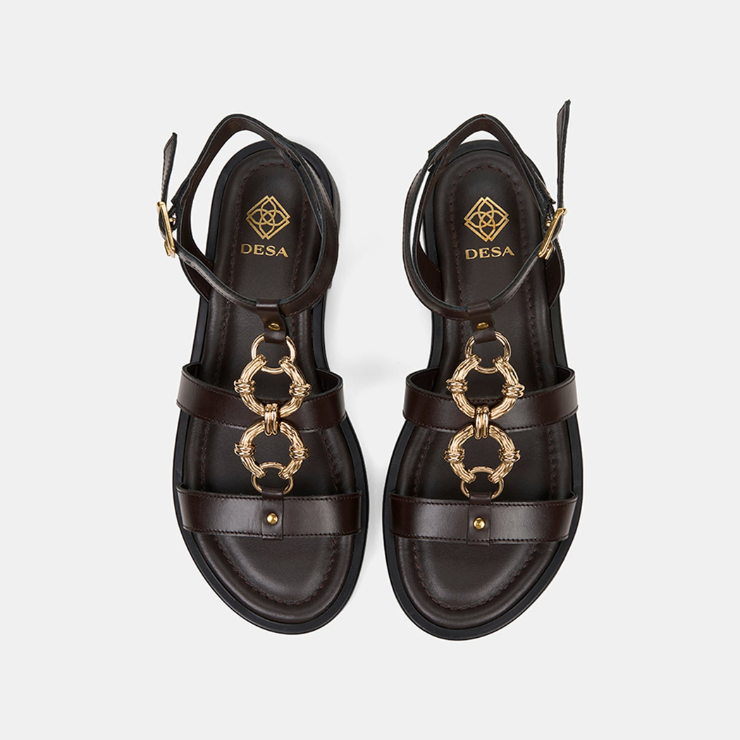 Kadın Kahve Gold Aksesuar Detaylı Deri Sandalet