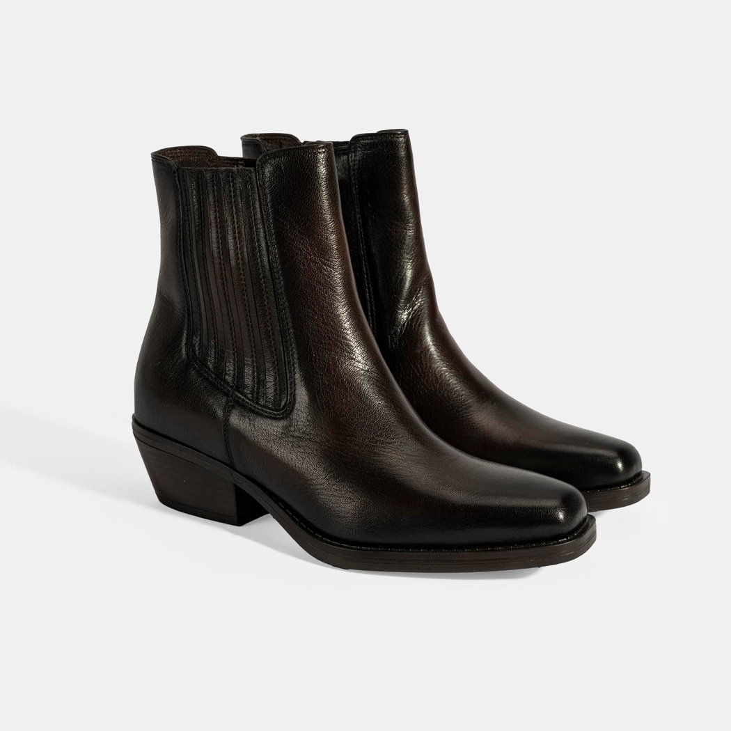 Kadın Kahve Topuklu Deri Bot