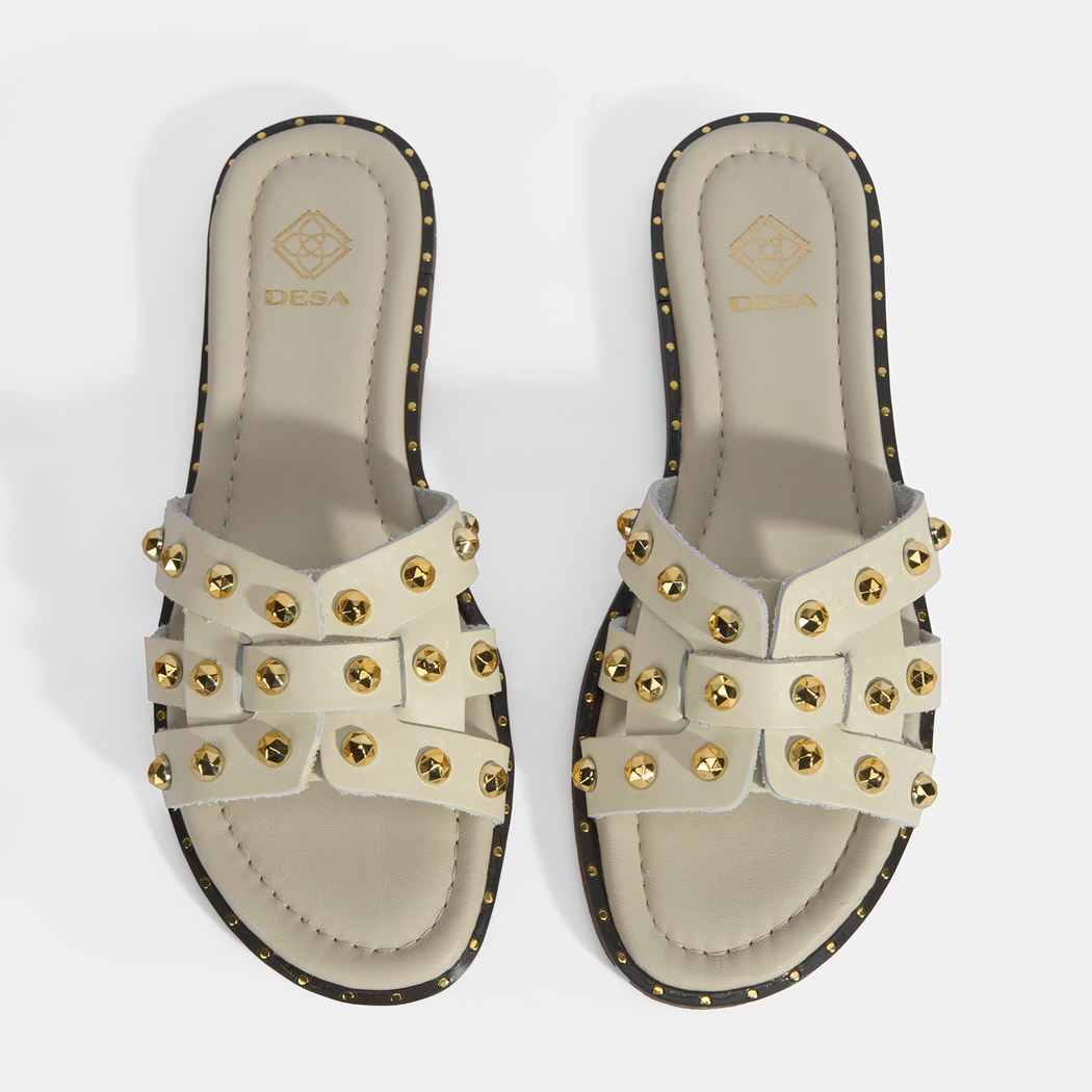 Kadın Krem Zımba Detaylı Deri Terlik