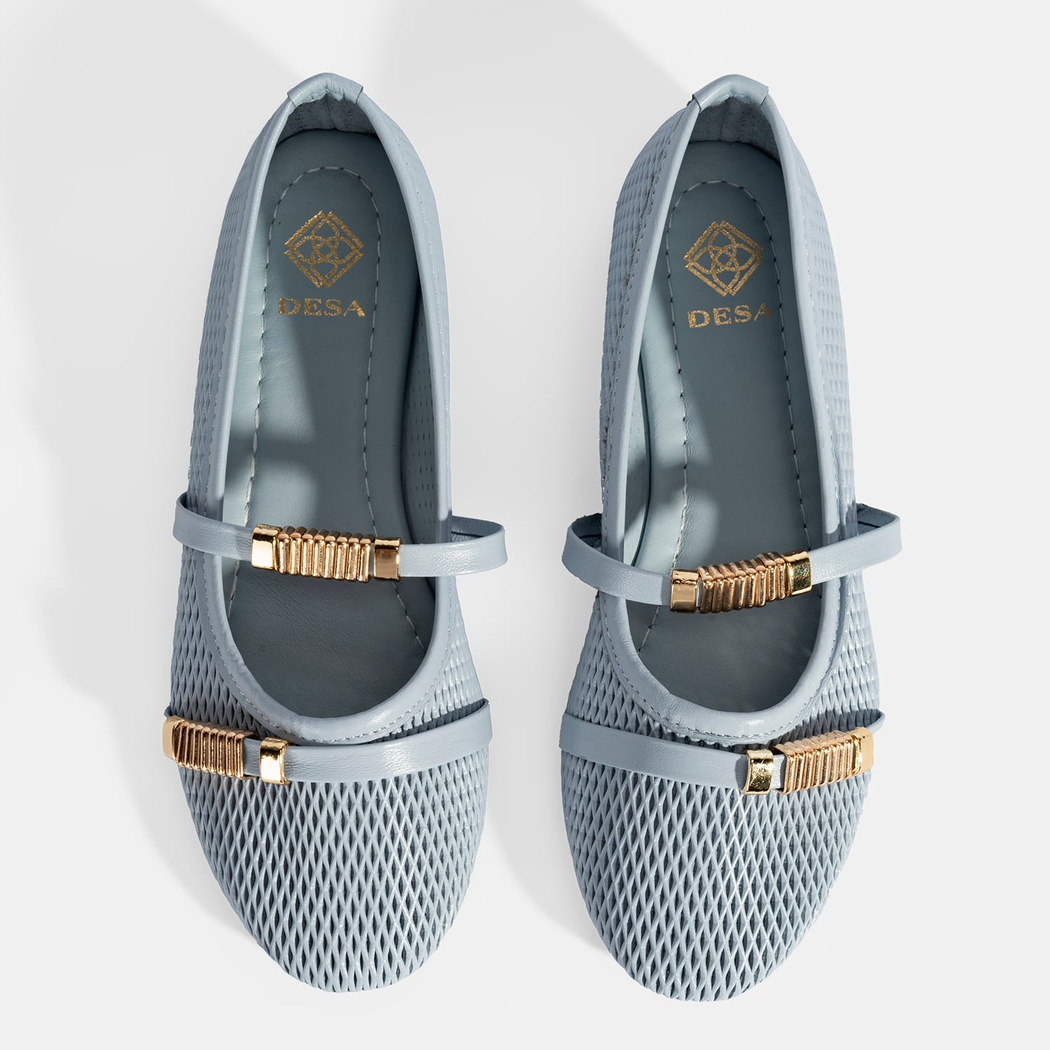 Kadın Mavi Metal Toka Aksesuarlı Deri Babet