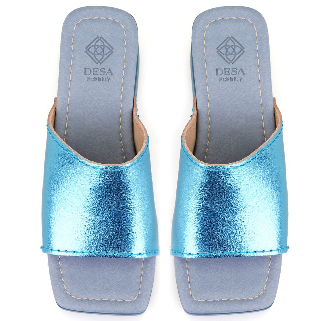 Kadın Mavi Topuklu Deri Terlik