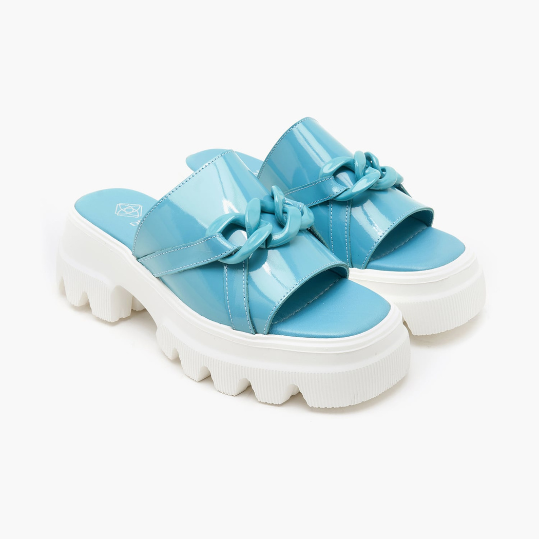 Kadın Mavi Zincir Detaylı Deri Terlik