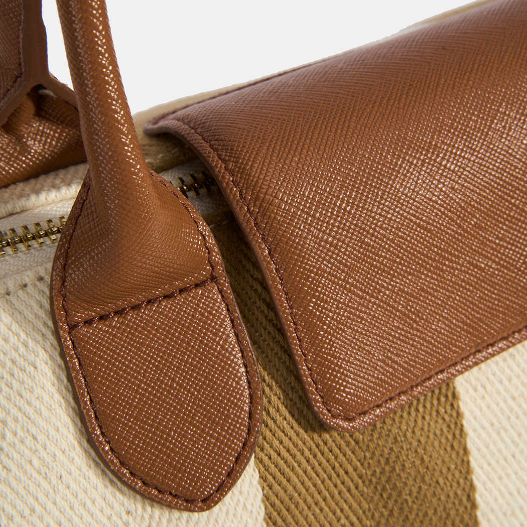 Kadın Monogram Logolu Vizon Çizgili Kumaş Midi Omuz Çantası