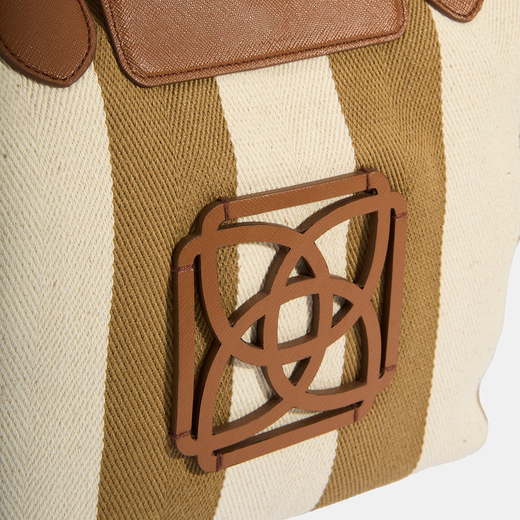 Kadın Monogram Logolu Vizon Çizgili Kumaş Midi Omuz Çantası