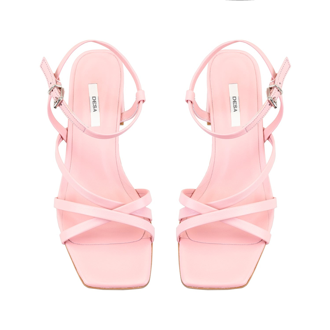 Kadın Pembe Ayarlanabilir Tokalı Topuklu Deri Sandalet