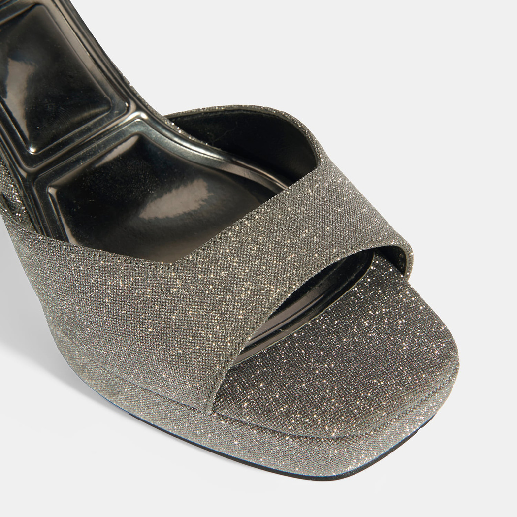 Kadın Platin Toka Detaylı Topuklu Abiye Sandalet