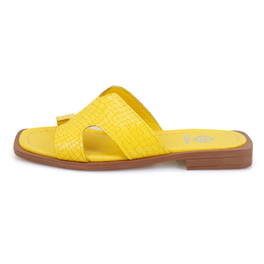 Kadın Sarı Deri Terlik