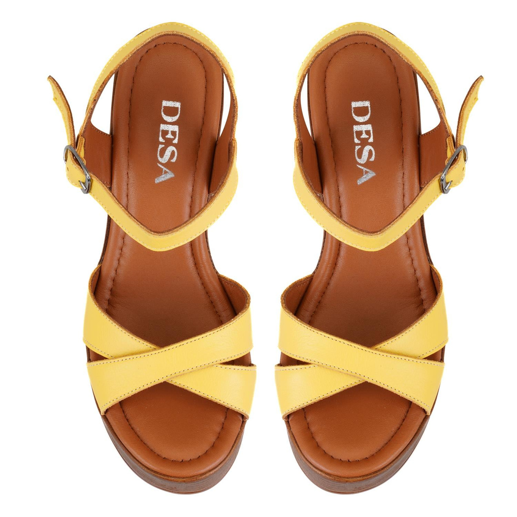 Kadın Sarı Platform Topuklu Deri Sandalet