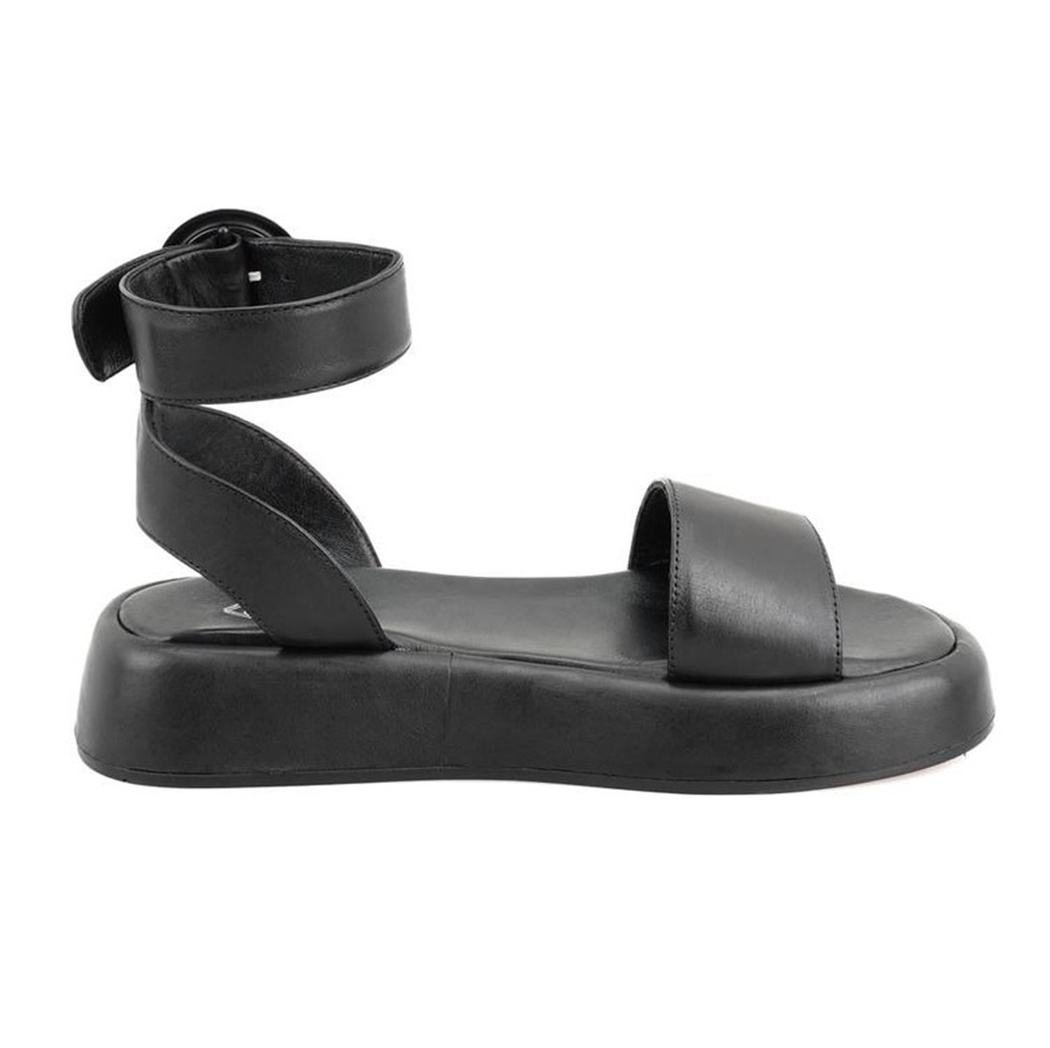 Kadın Siyah Ayarlanabilir Tokalı Deri Sandalet