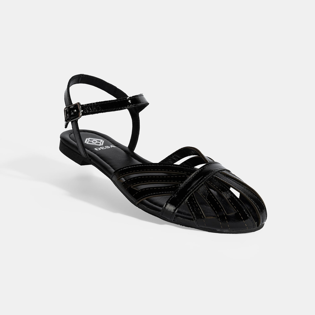 Kadın Siyah Ayarlanabilir Tokalı Rugan Sandalet