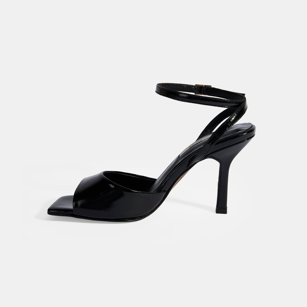 Kadın Siyah Ayarlanabilir Tokalı Rugan Topuklu Sandalet