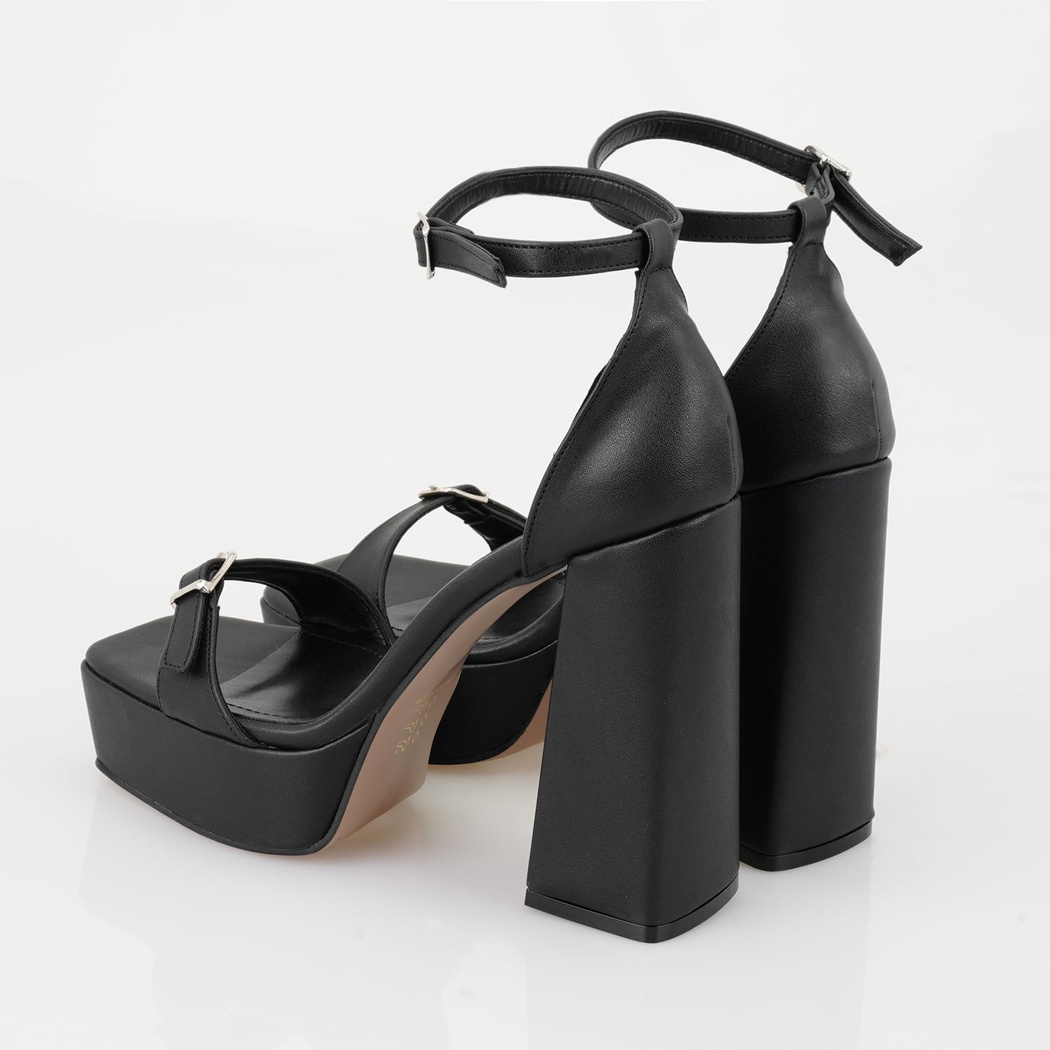 Kadın Siyah Ayarlanabilir Tokalı Topuklu Sandalet