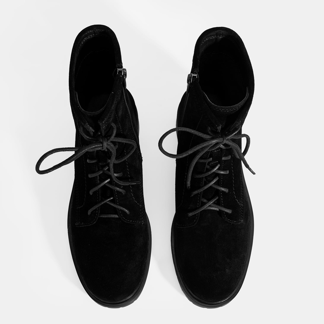 Kadın Siyah Bağcık Detaylı Süet Bot