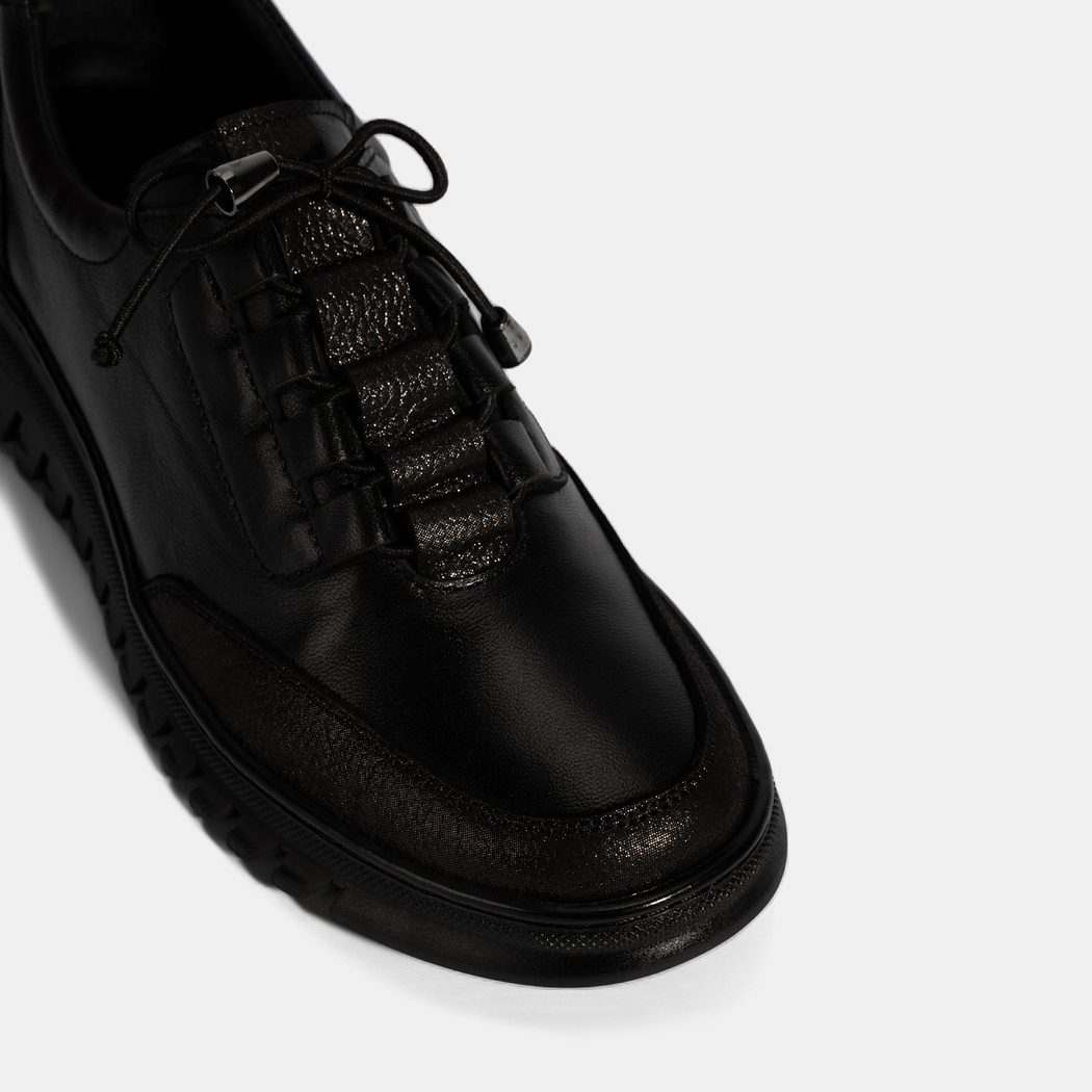 Kadın Siyah Bağcıklı DesaComfort Deri Ayakkabı