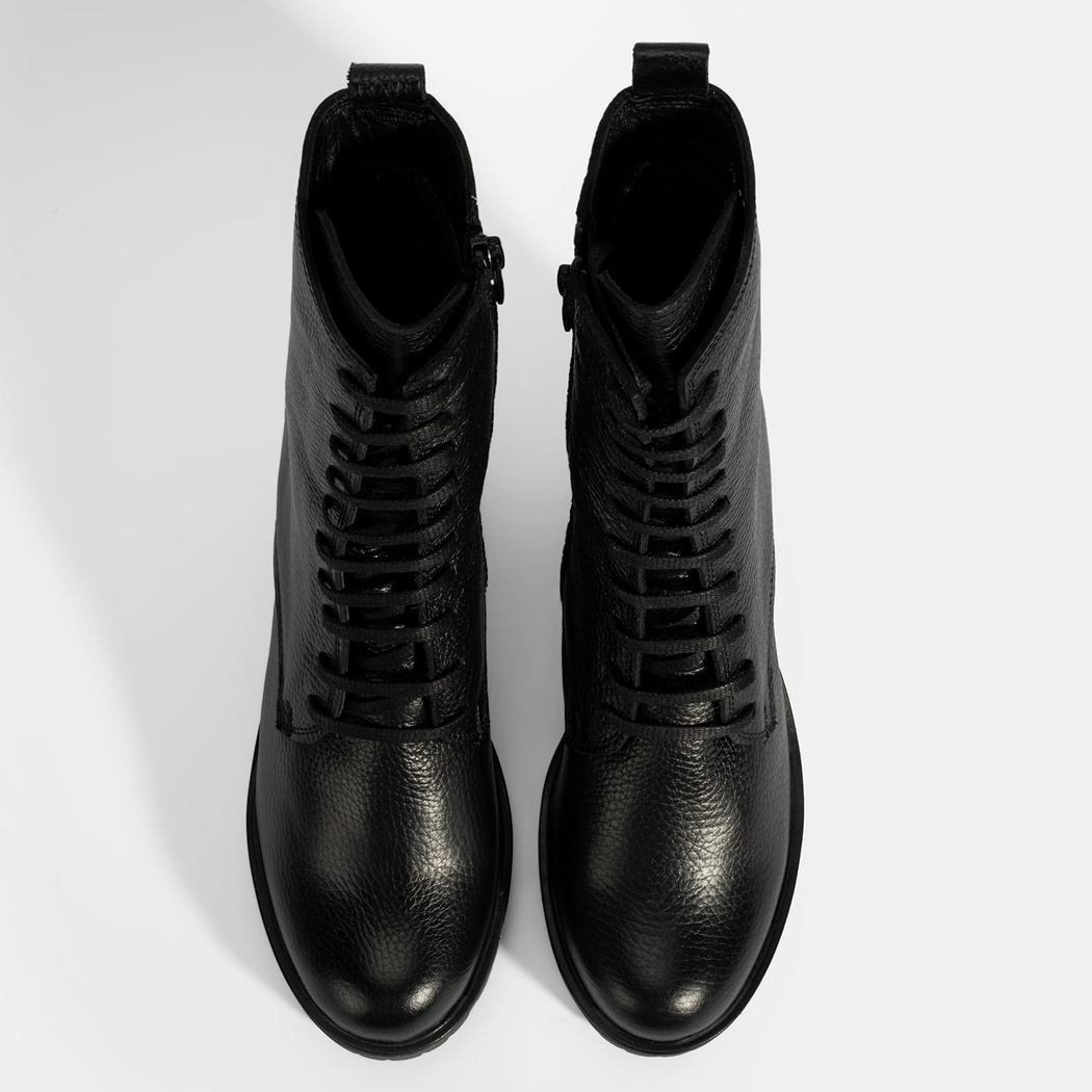 Kadın Siyah Bağcıklı Kalın Topuklu Deri Bot