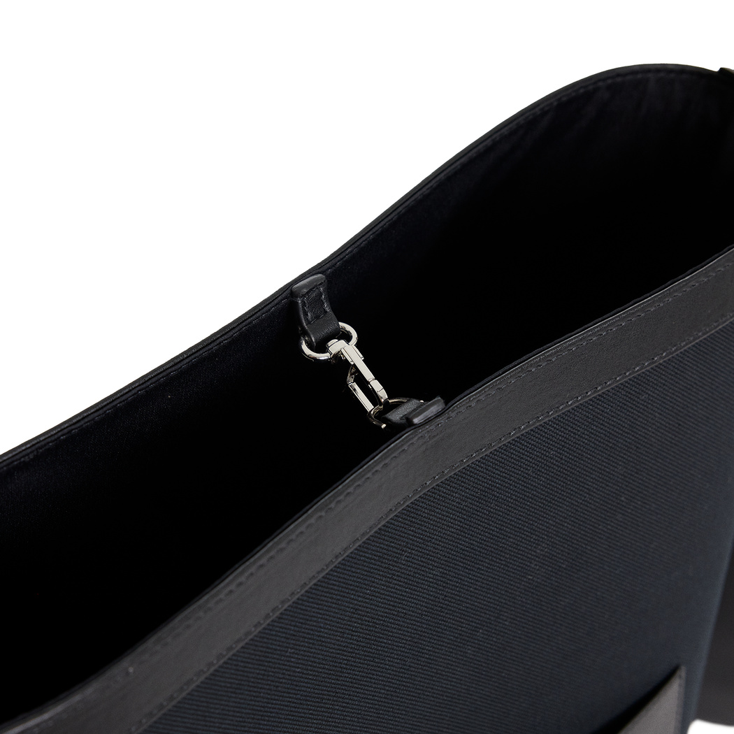 Kadın Siyah Cüzdan Aksesuarlı Omuz Çantası