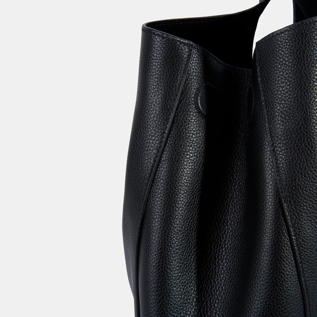 Kadın Siyah Deri Hobo Çanta