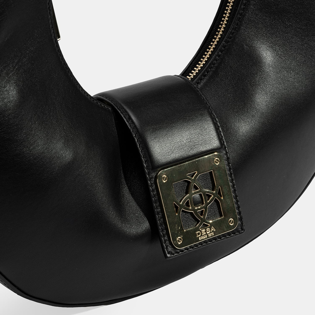 Kadın Siyah Deri Omuz Çantası