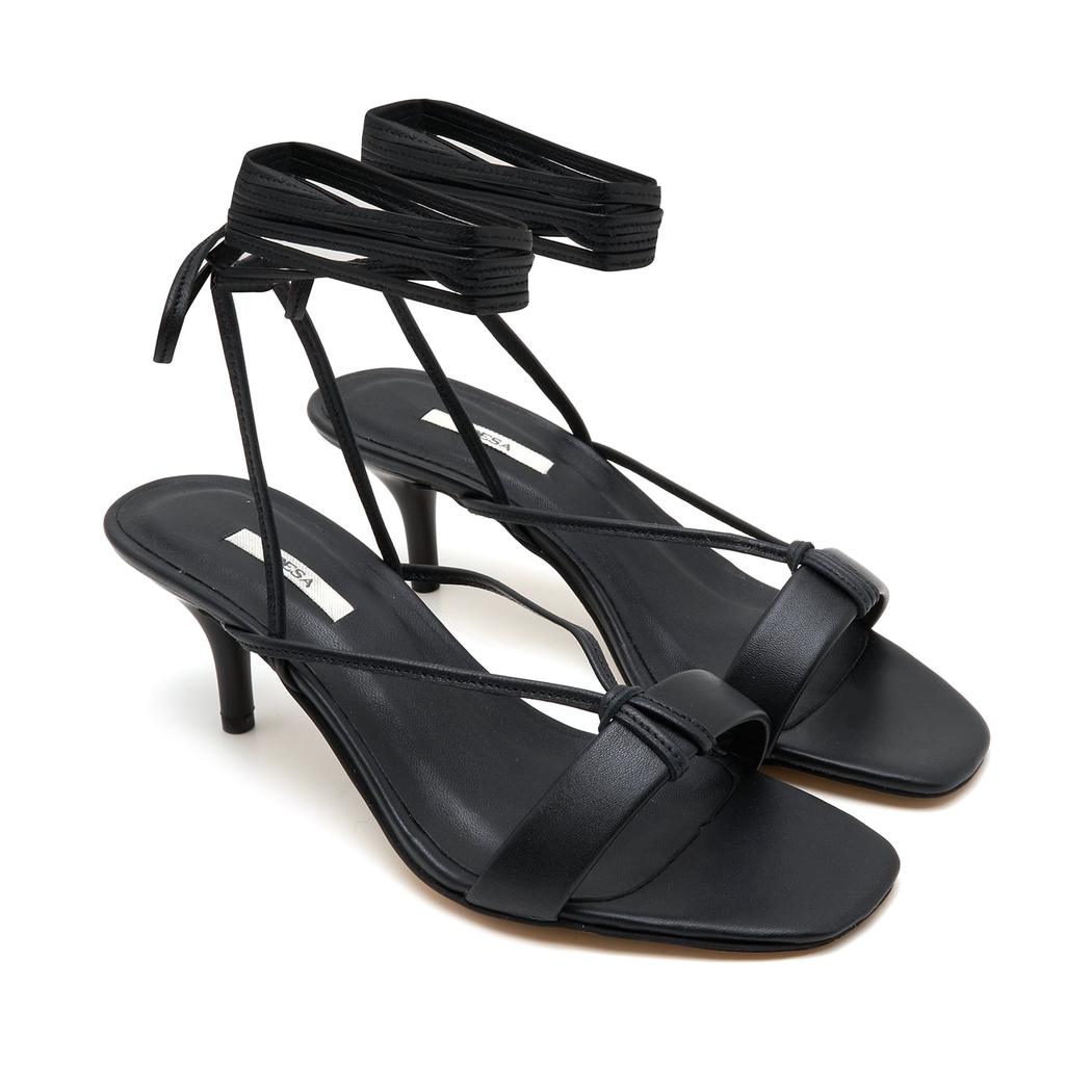 Kadın Siyah Deri Sandalet