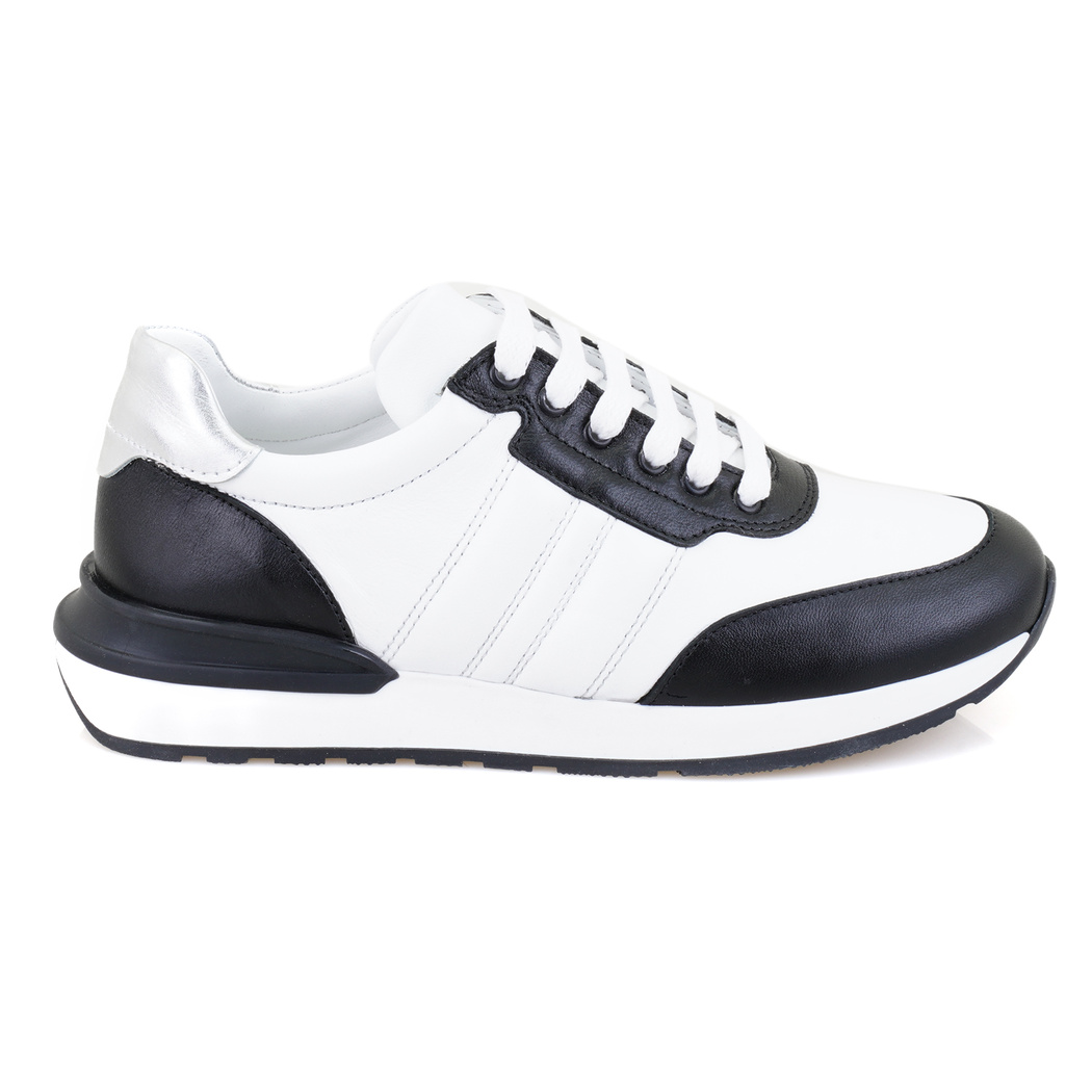 Kadın Siyah Deri Spor Ayakkabı