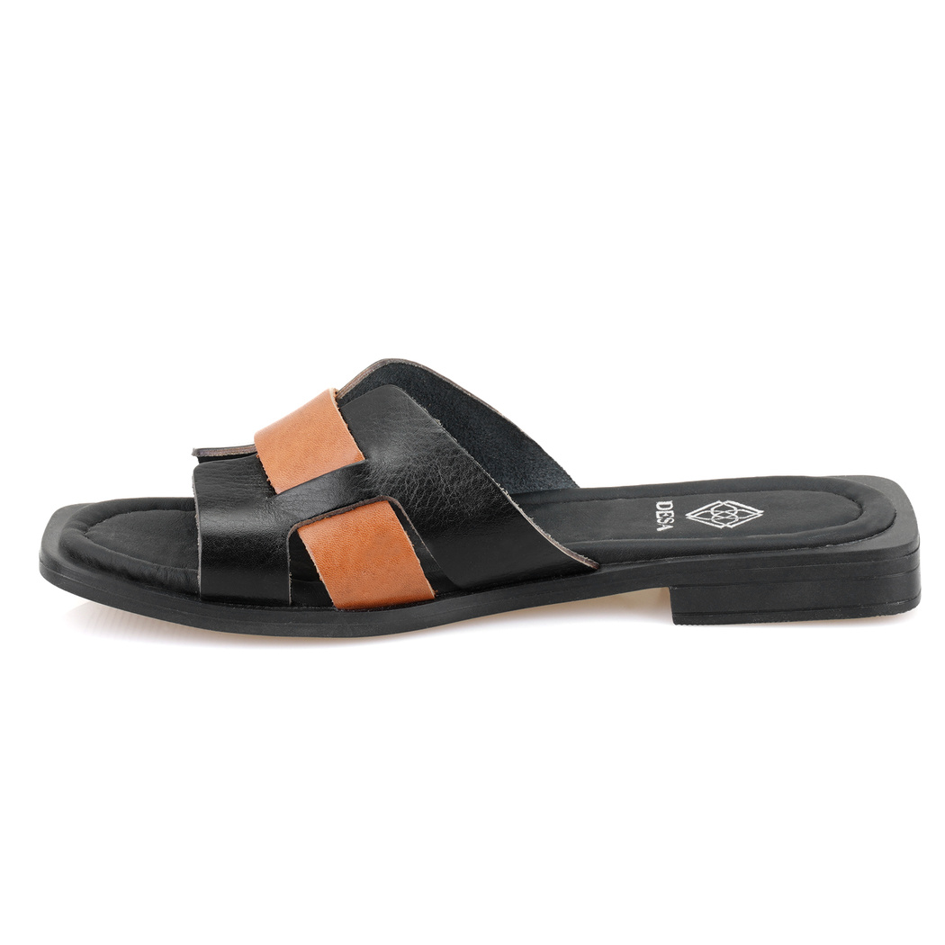 Kadın Siyah Deri Terlik