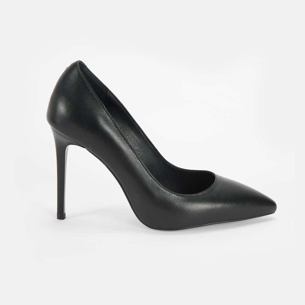 Kadın Siyah Deri Topuklu Klasik Ayakkabı