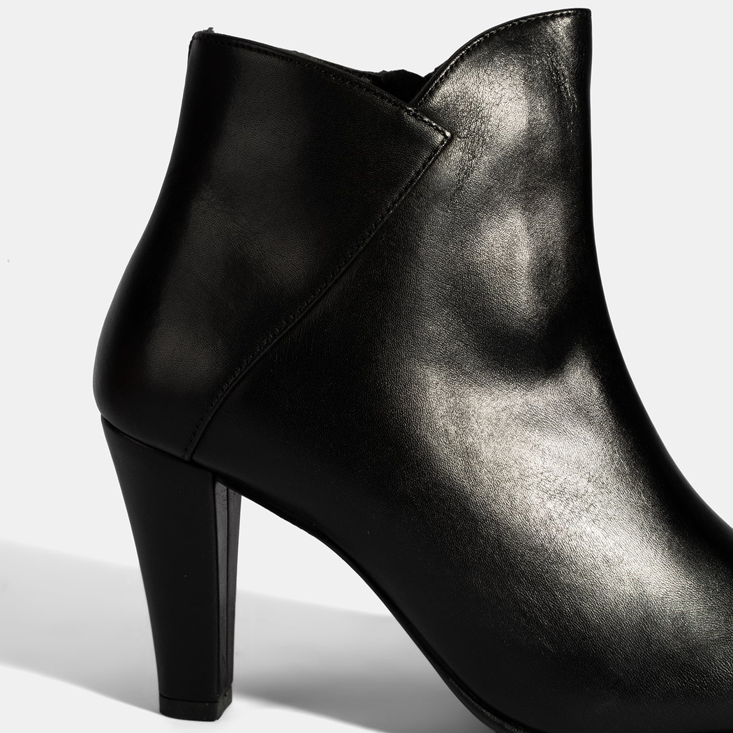 Kadın Siyah DesaComfort Deri Topuklu Chelsea Bot