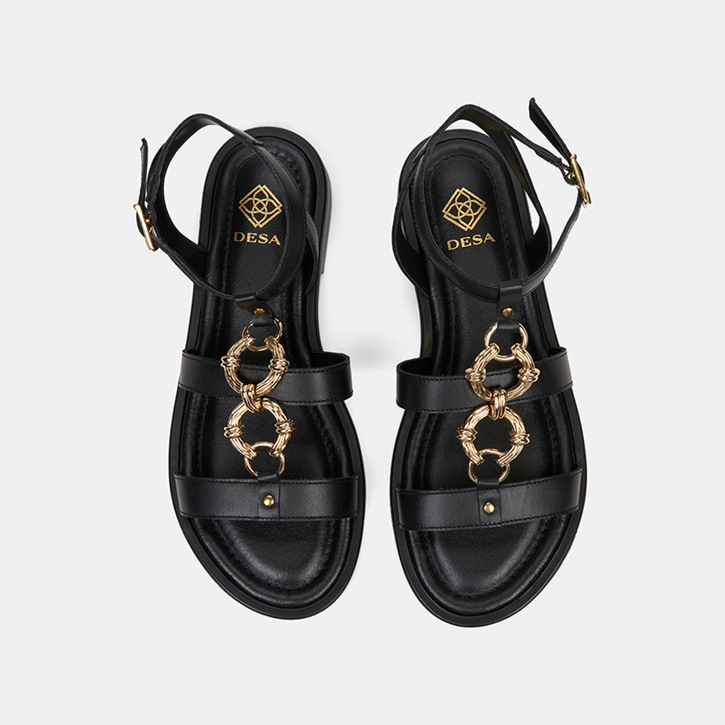 Kadın Siyah Gold Aksesuar Detaylı Deri Sandalet