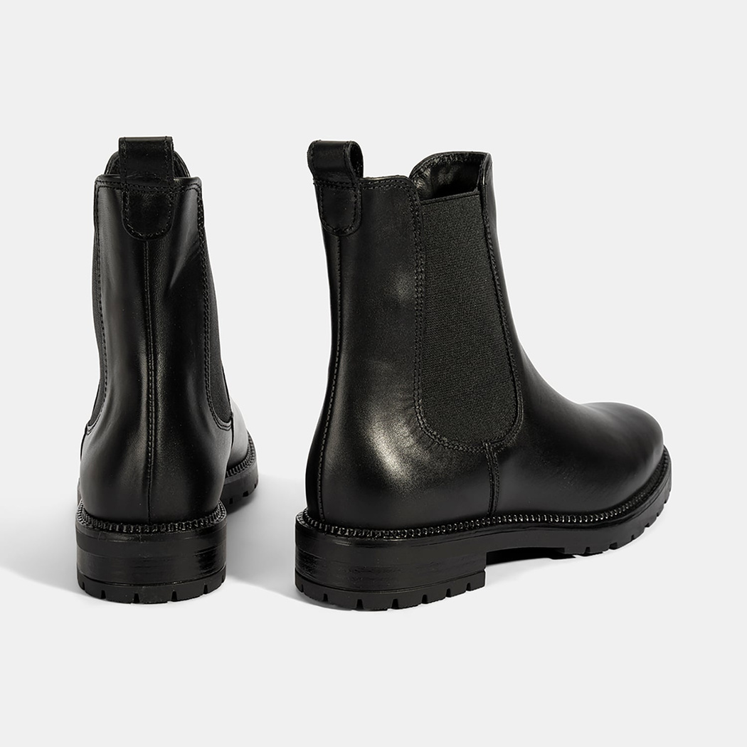 Kadın Siyah Kalın Topuklu Deri Bot