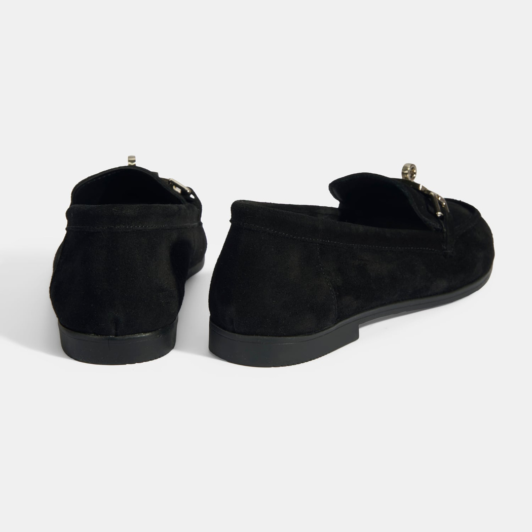 Kadın Siyah Kilit Aksesuarlı Slip-On Süet Loafer