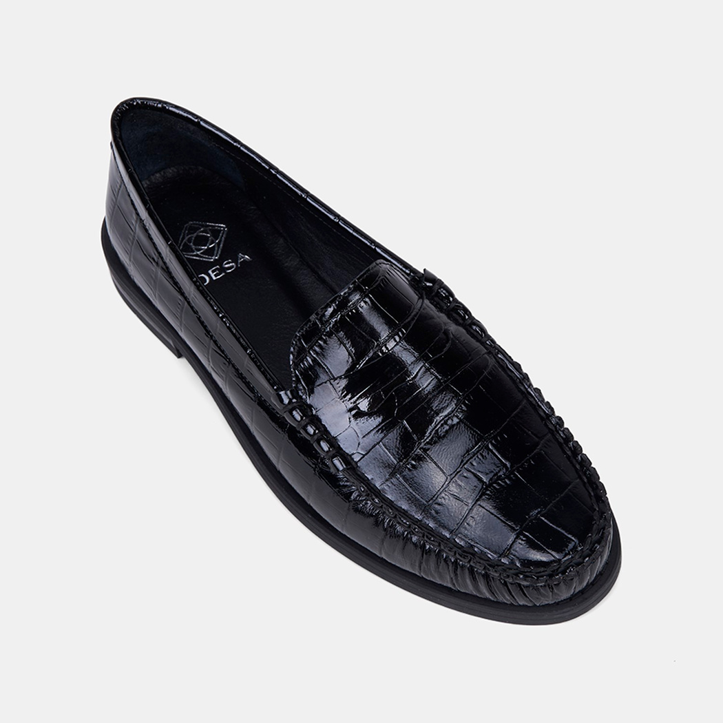 Kadın Siyah Kroko Baskılı Klasik Deri Loafer