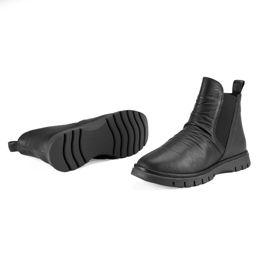 Kadın Siyah Lastikli Deri Bot