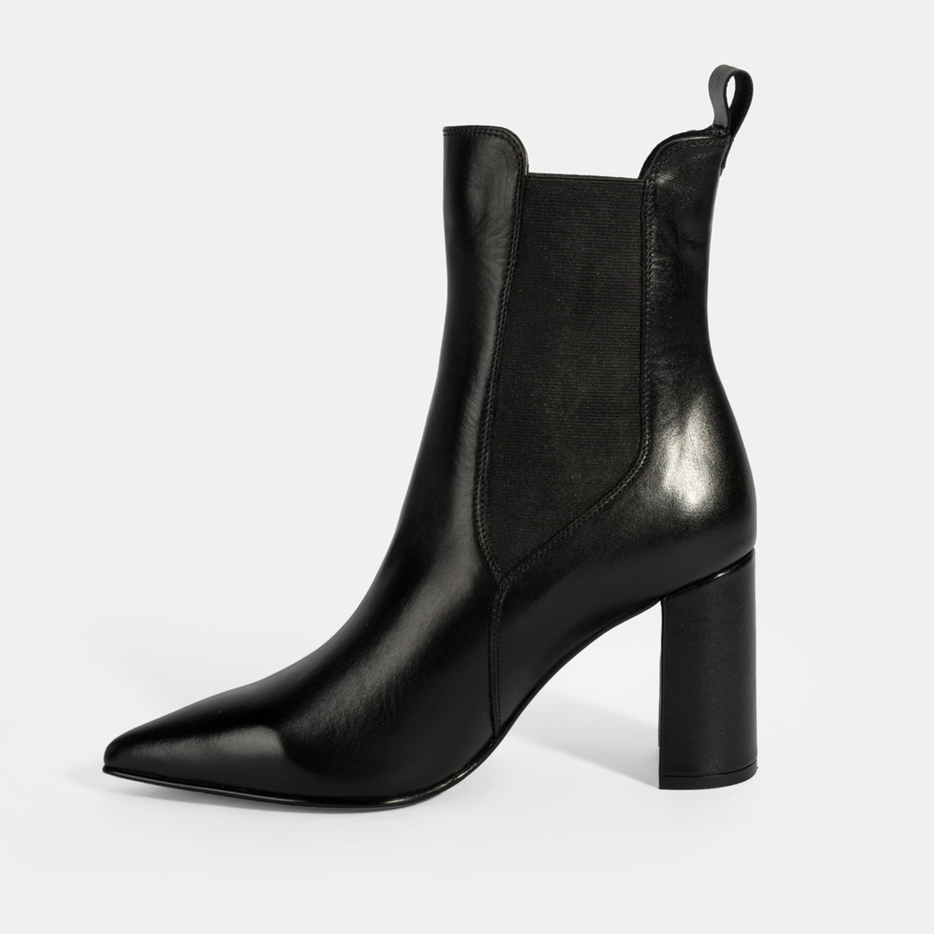 Kadın Siyah Lastikli Topuklu Deri Bot