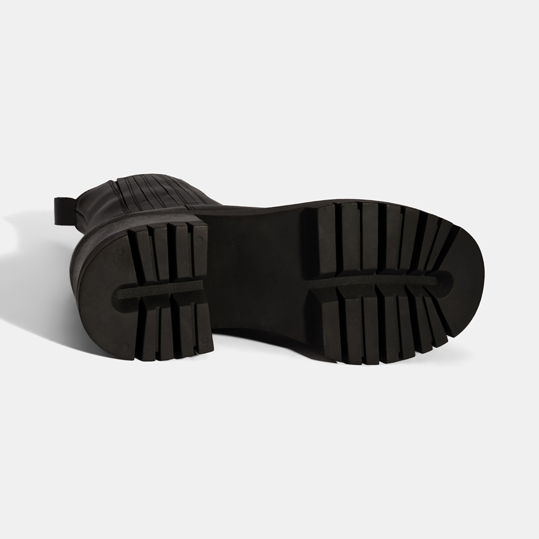 Kadın Siyah Lastikli Topuklu Deri Chelsea Bot