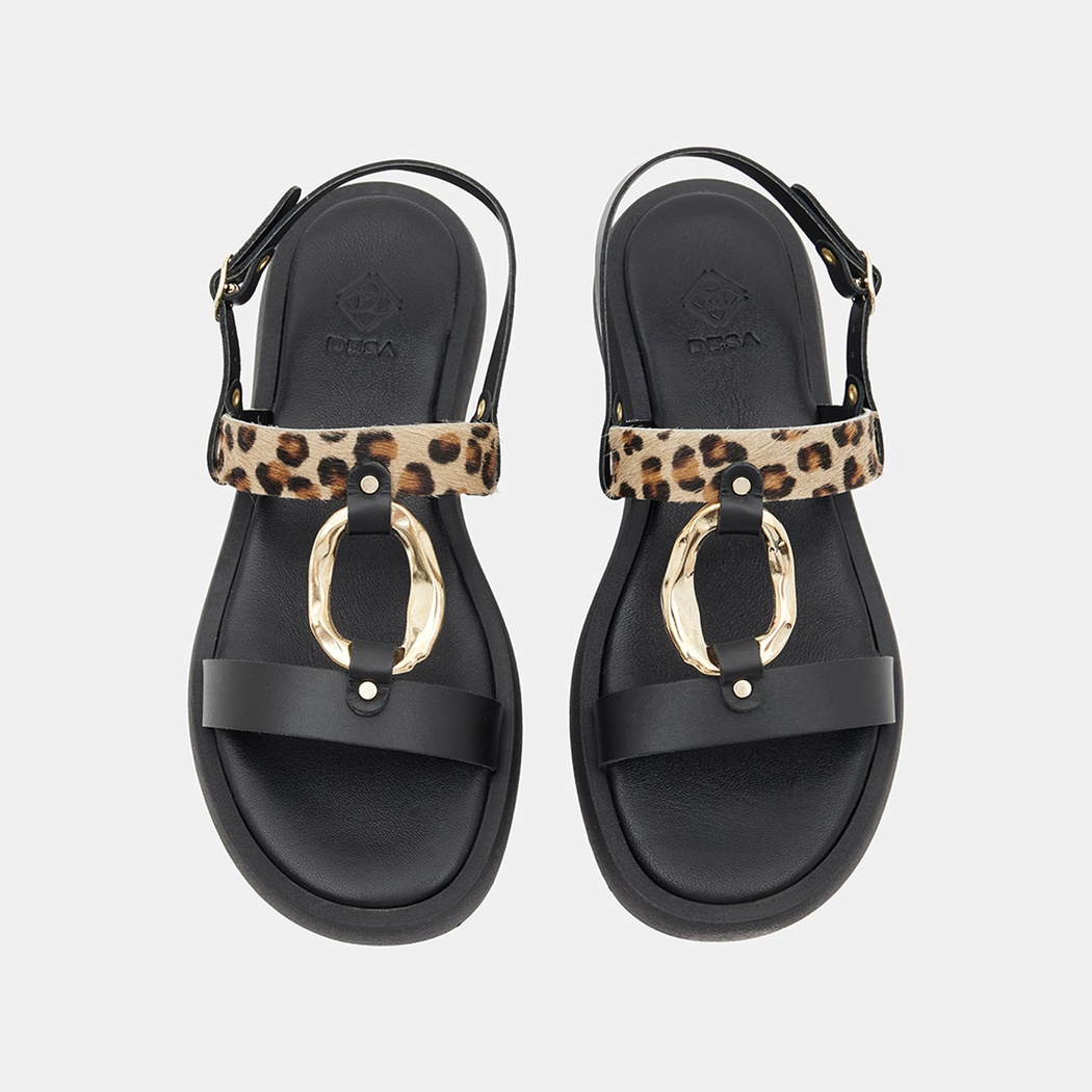 Kadın Siyah Leopar Desenli Tokalı Deri Sandalet