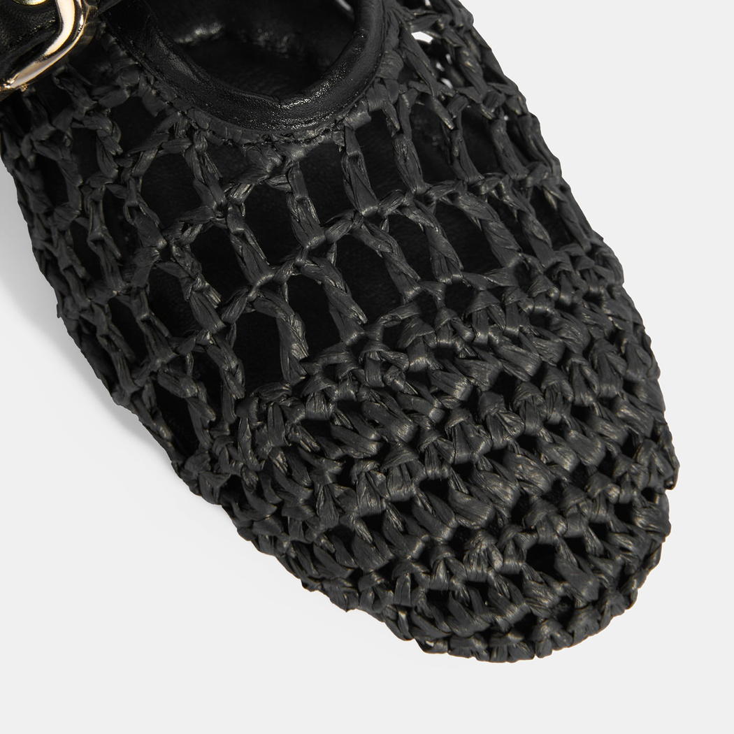 Kadın Siyah Metal Toka Aksesuarlı Örgü Babet