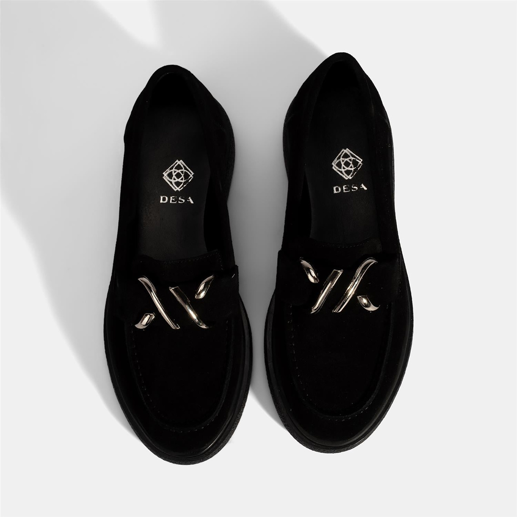 Kadın Siyah Metal Toka Detaylı Süet Loafer