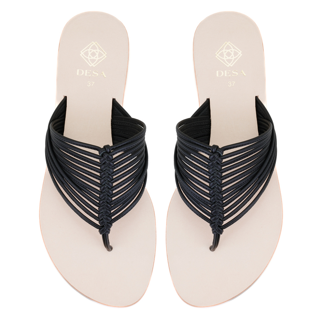 Kadın Siyah Parmak Arası Deri Terlik