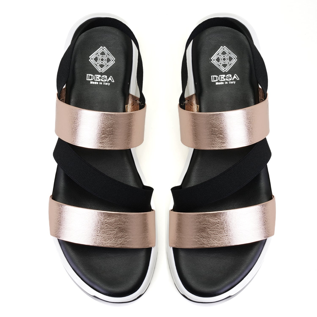 Kadın Siyah Platform Tabanlı Deri Sandalet