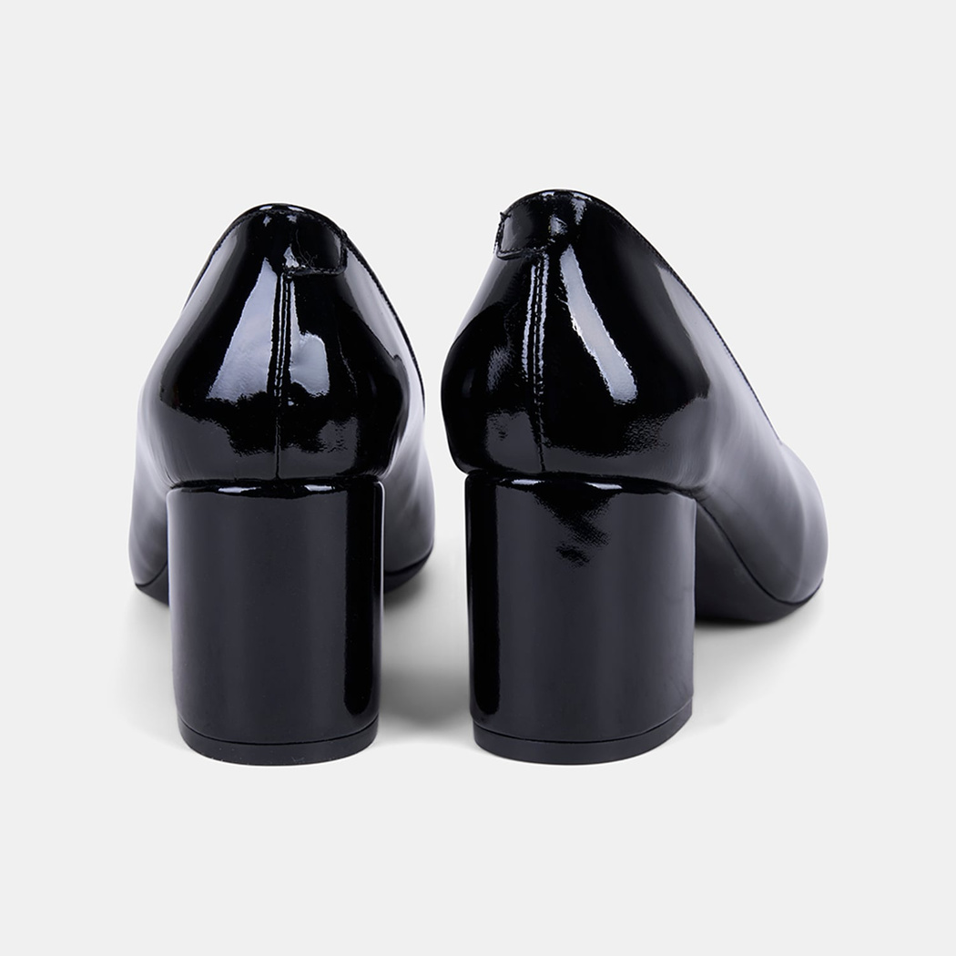 Kadın Siyah Rugan Deri Kalın Topuklu Ayakkabı 