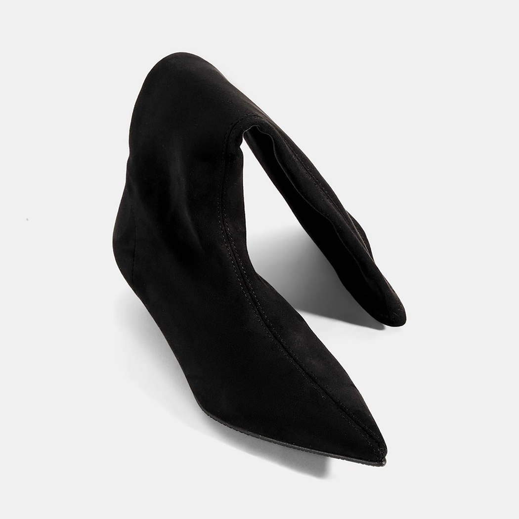 Kadın Siyah Sivri Burunlu Topuklu Stretch Çizme