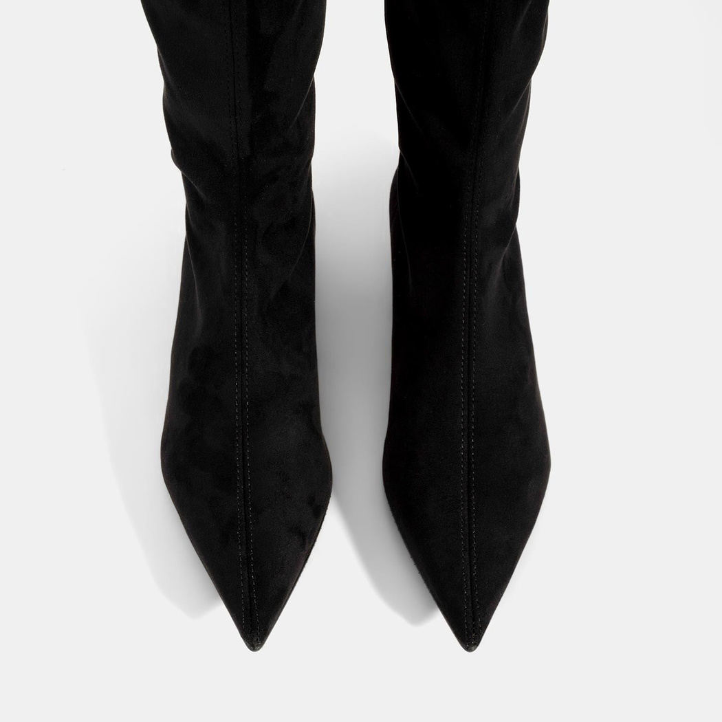 Kadın Siyah Sivri Burunlu Topuklu Stretch Çizme