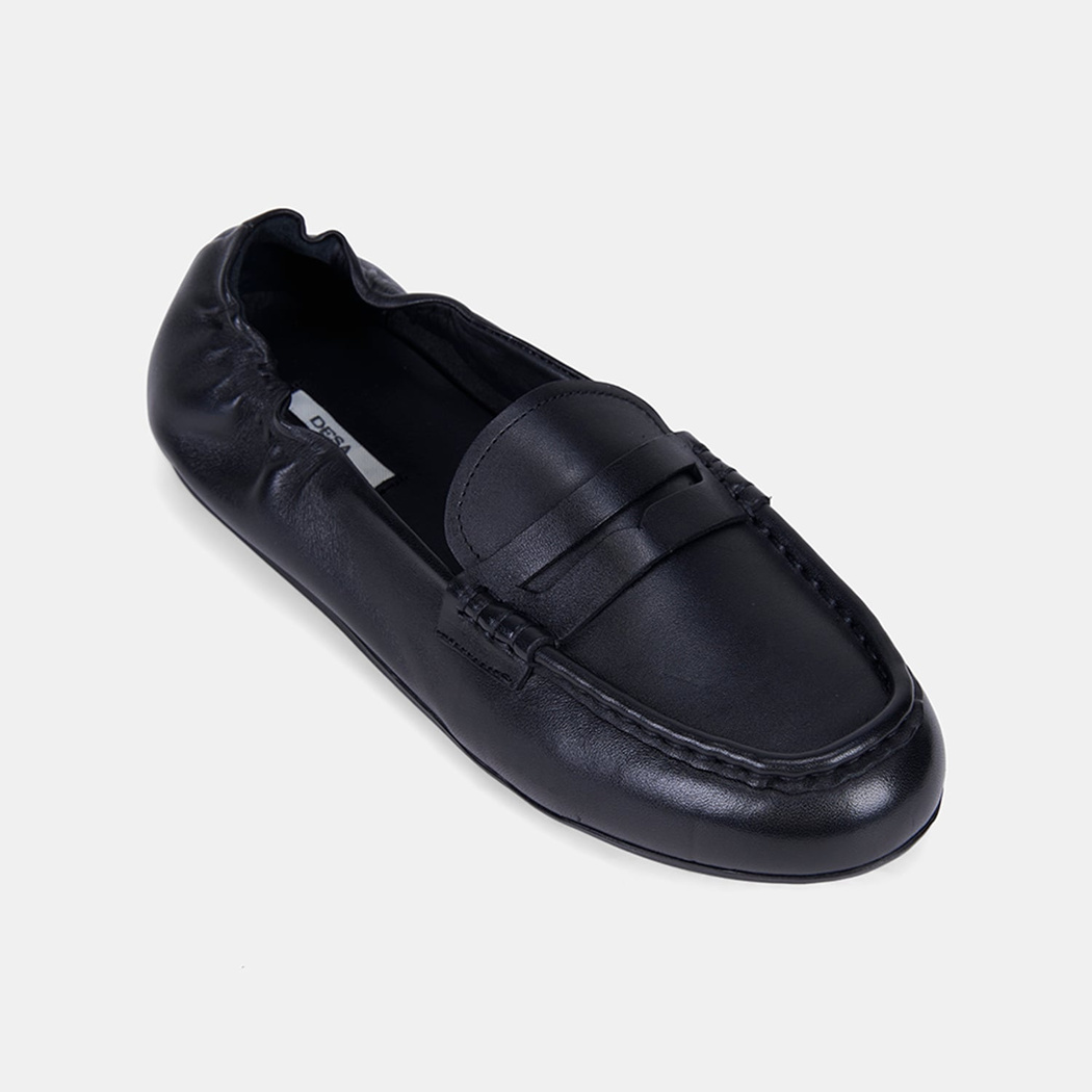 Kadın Siyah Slip-On Deri Loafer