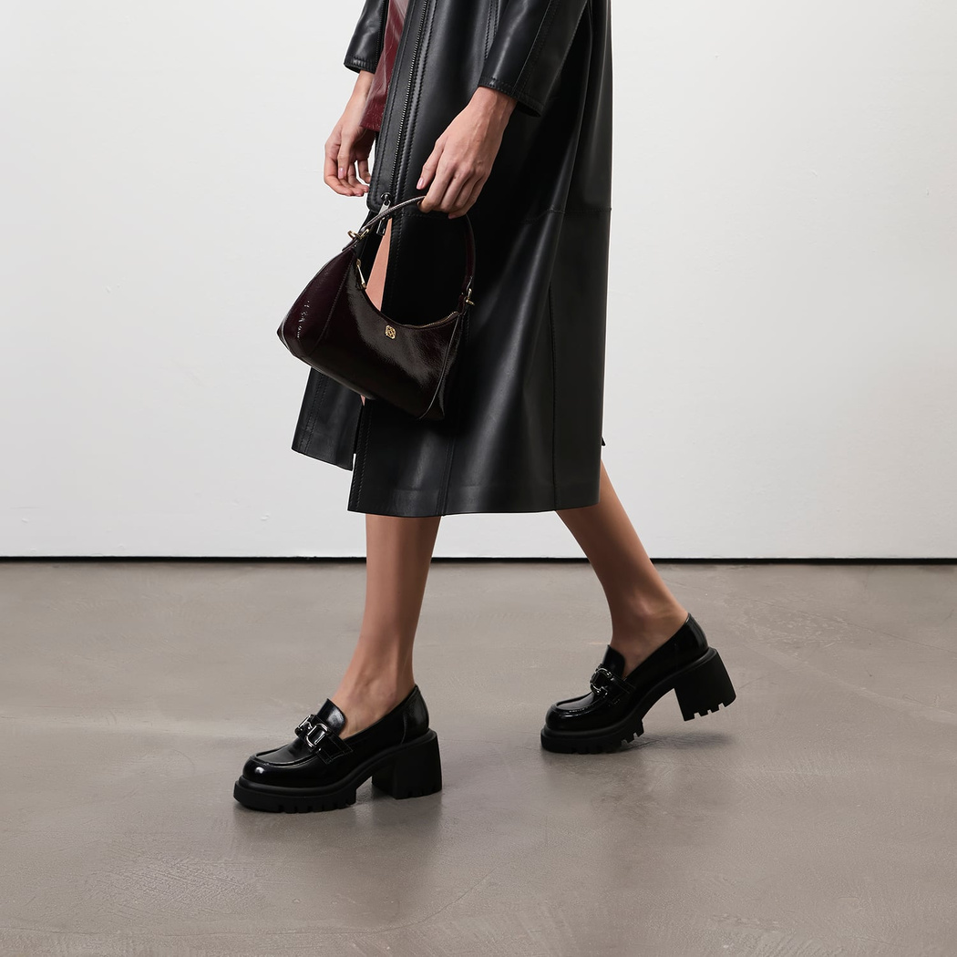 Kadın Siyah Topuklu Deri Günlük Ayakkabı