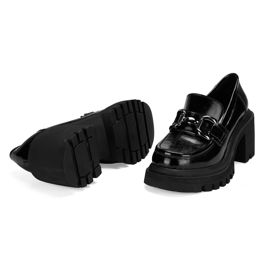 Kadın Siyah Topuklu Deri Günlük Ayakkabı