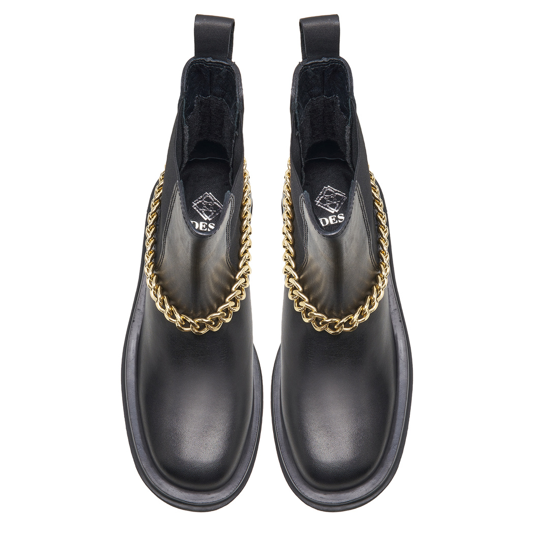 Kadın Siyah Zincir Detaylı Deri Chelsea Bot