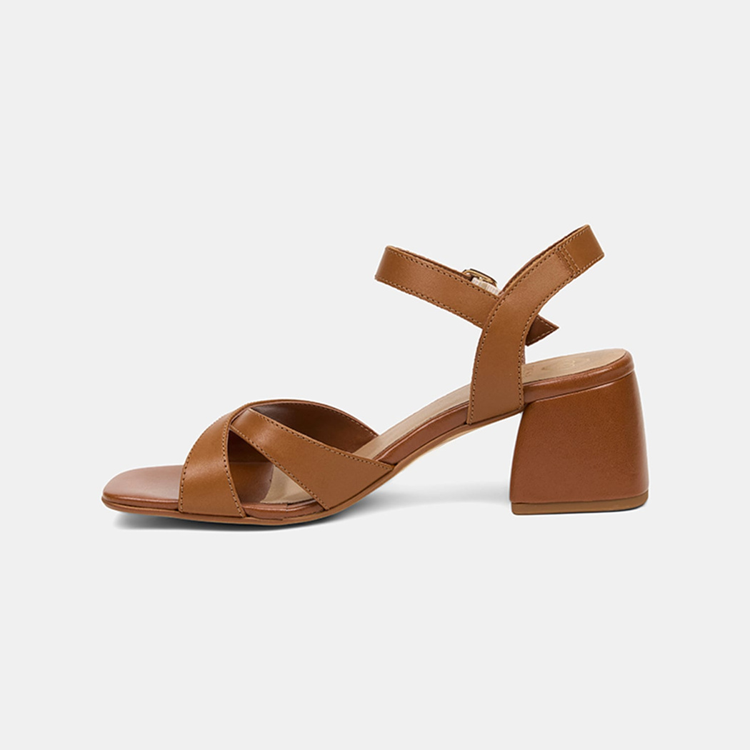 Kadın Taba Ayarlanabilir Metal Tokalı Deri Sandalet